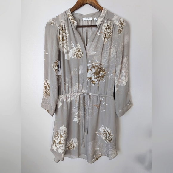 Babaton Dresses & Skirts - Aritzia Babaton Bennett Floral Gray100% Silk Mini Dress Womens Size S Luxury